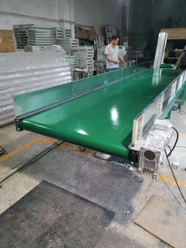 江蘇工廠產(chǎn)品加工生產(chǎn)線泡沫碾碎輸送線電子廠流水線